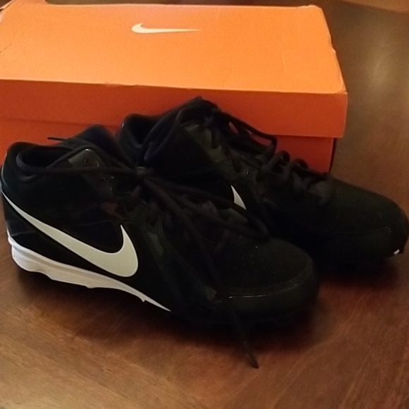 nike mvp keystone cleats